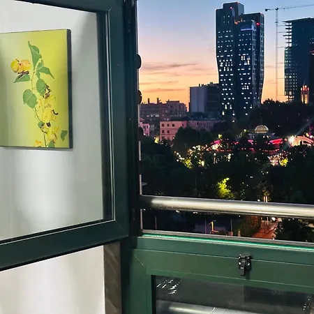 Amo Tower Center Тирана