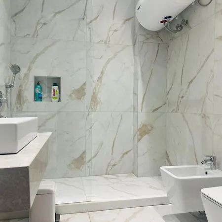 公寓 Amo Tower Center 地拉那