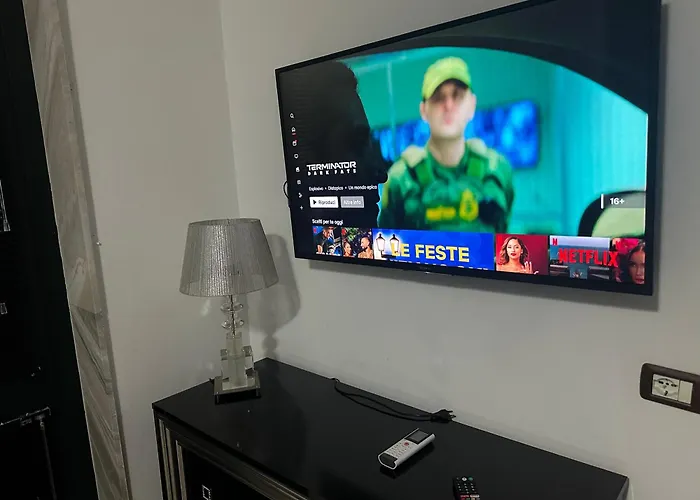 Amo Tower Center * Tirana