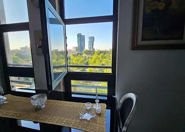 Amo Tower Center Apartamento